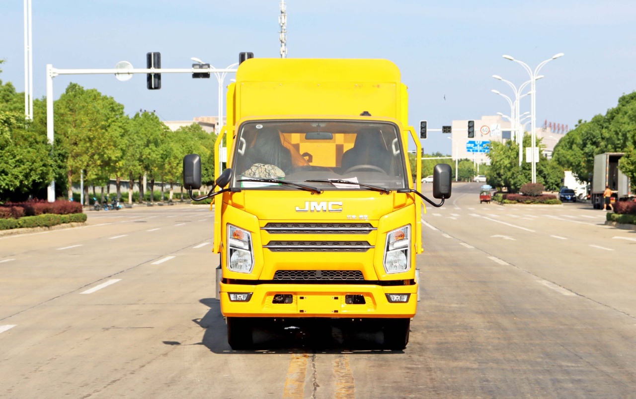 江鈴防撞緩沖車（配乾行達(dá)E版包）